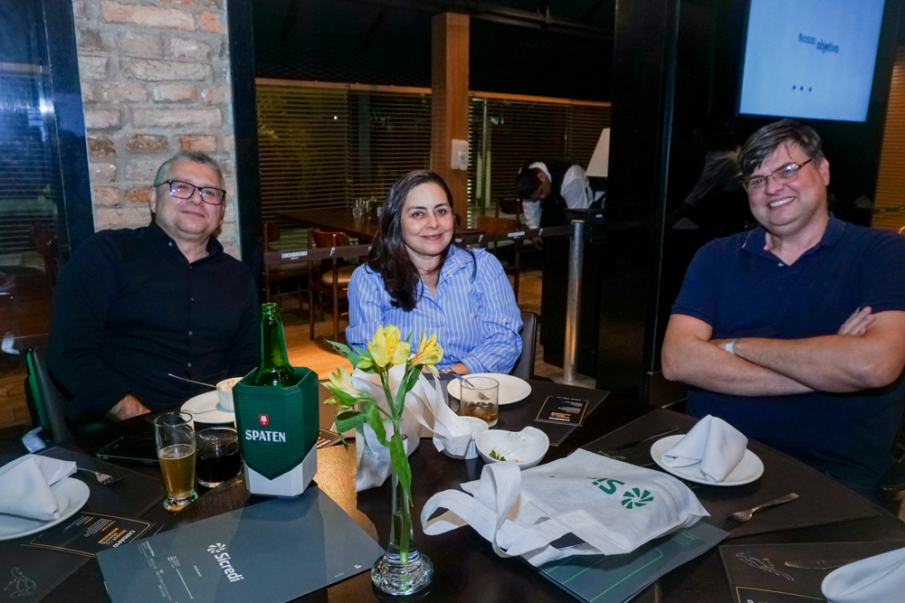 Frederico E Emiliane Arnaud, E Renato Callado (3)