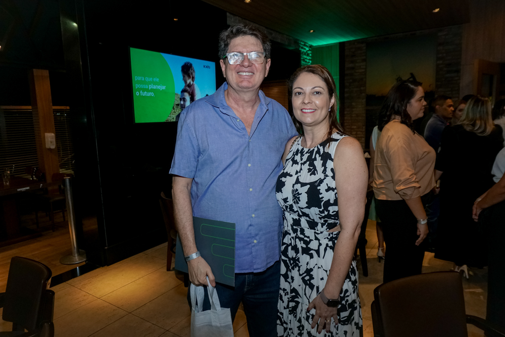 Helmiro Heli Martins E Anna Karina Martins (1)