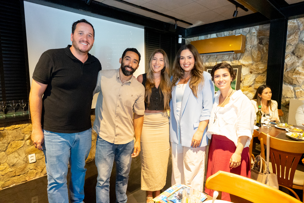 Jeferson Boes, Mário Henrique, Cláudia Vidal, Renata Abreu E Tatiana Freire