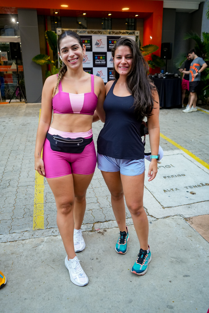 Larissa Mota E Leticia Guerin (2)