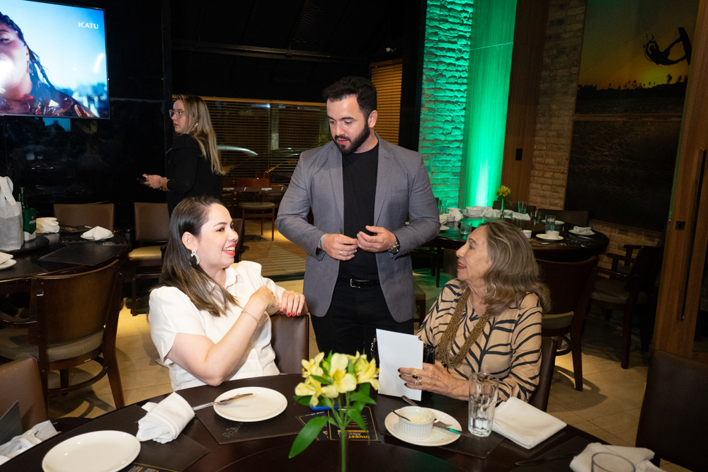 Mônica Martins, Mardônio Júnior E Eloá Martins