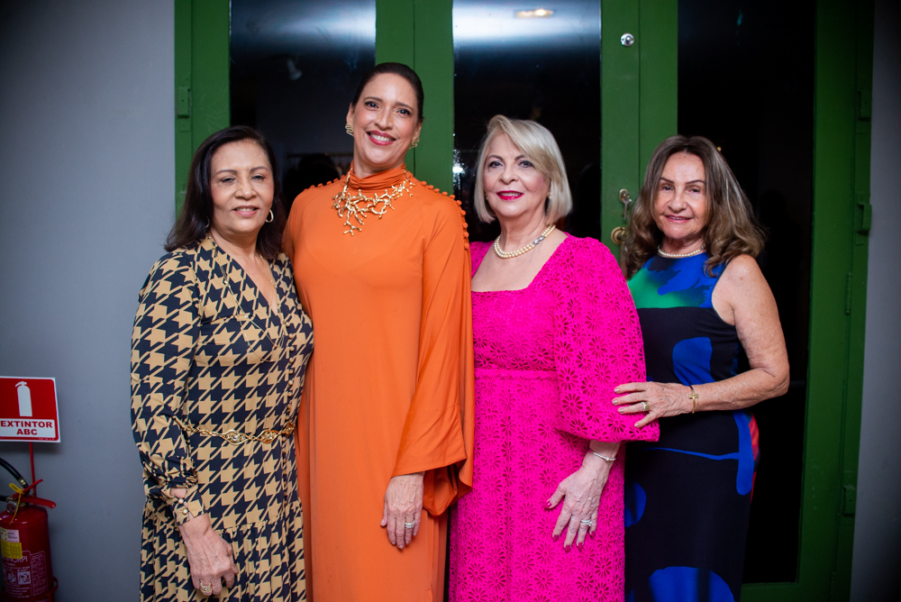 Neuma Oliveira, Ana Claudia Canamary,