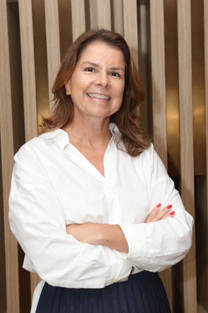 
				Patrícia Costa
				