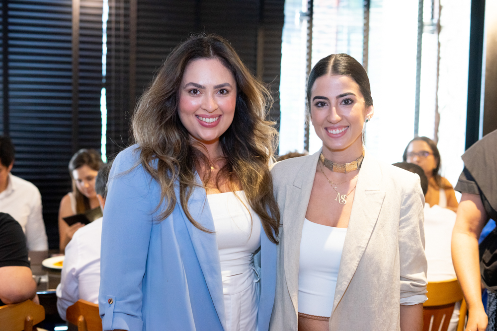 Renata Abreu E Manoella Linhares