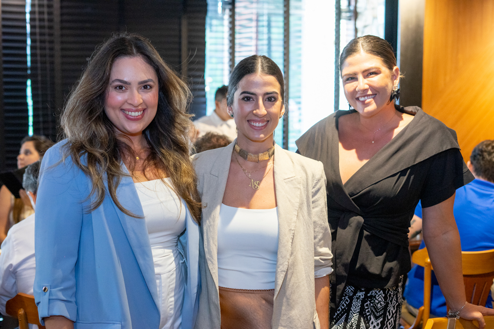 Renata Abreu, Manoella Linhares E Natalia Benevides (2)