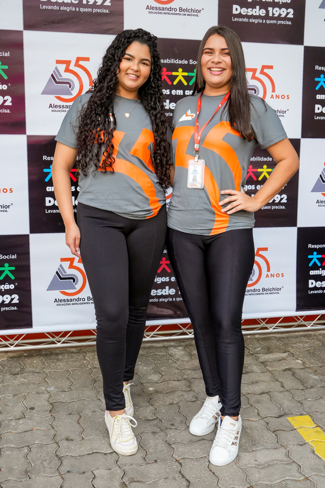 Thais Amancio E Larissa Vicente (2)