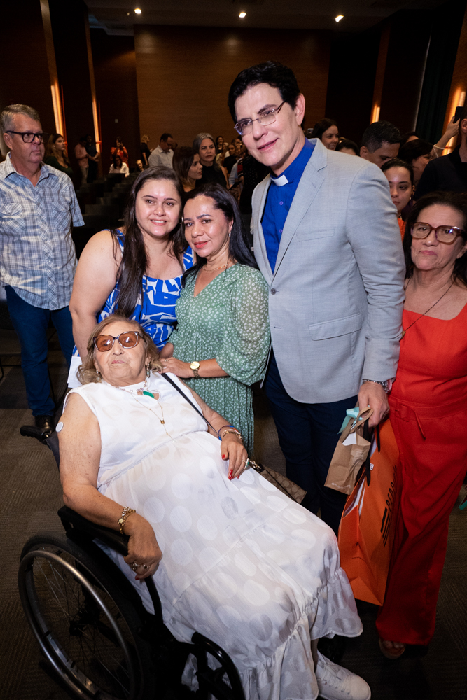 Visita E Padre Reginaldo Manzzotti (50)