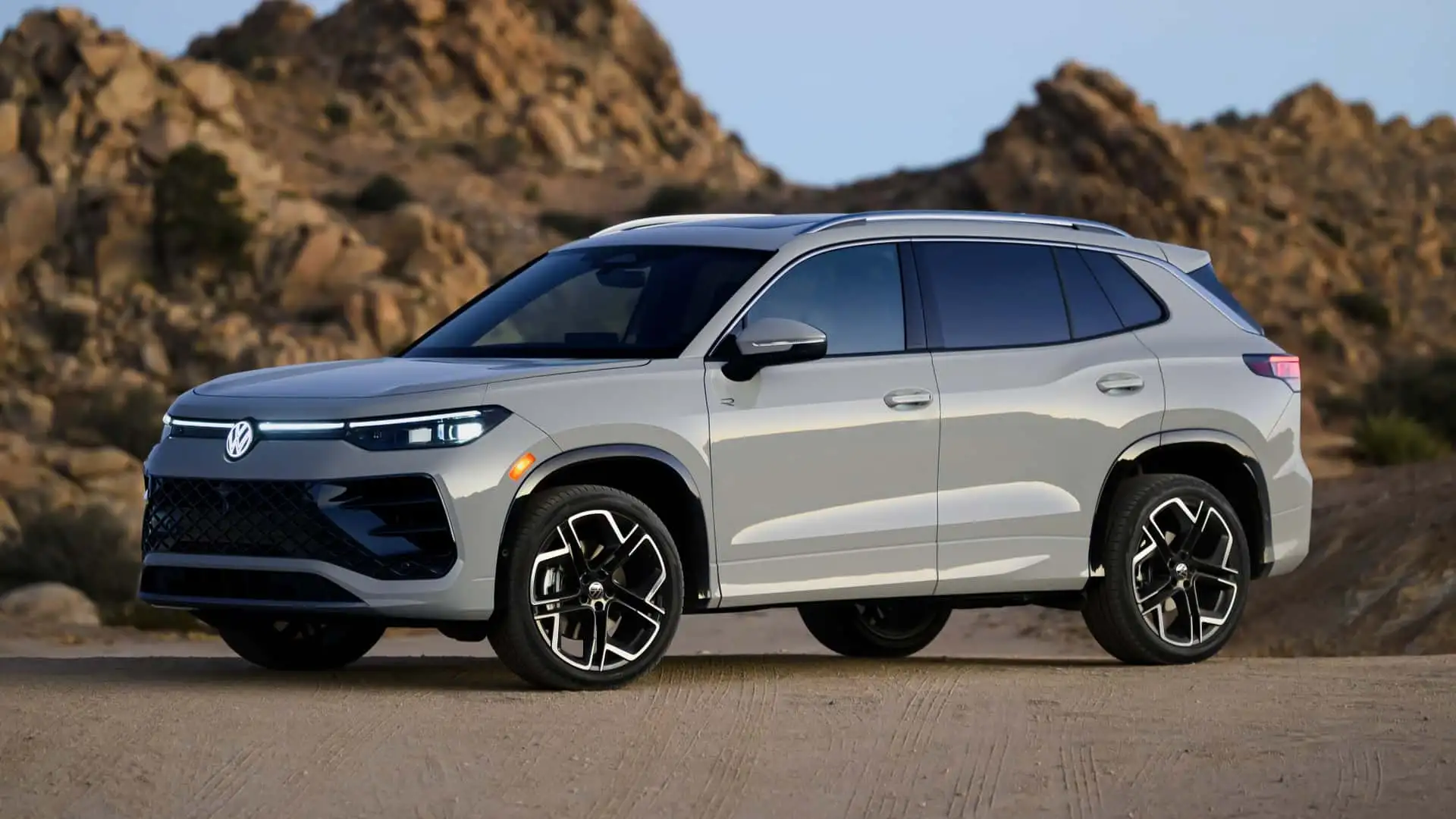 Lançado nos Estados Unidos, Novo Tiguan promete novidades para o Brasil Lançado nos Estados Unidos, Novo Tiguan promete novidades para o Brasil