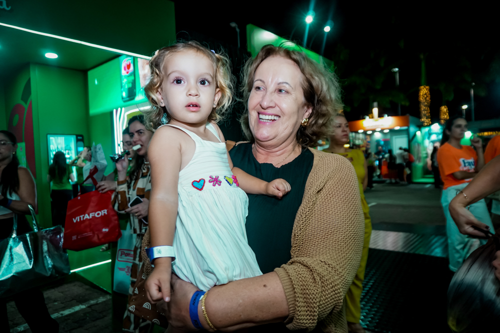 Ava Reeves E Anette De Castro (1)