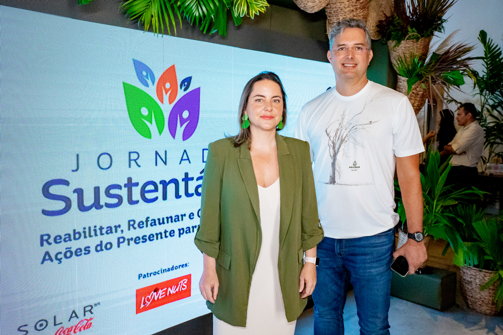 Clarice Linhares E Murilo Pascoal