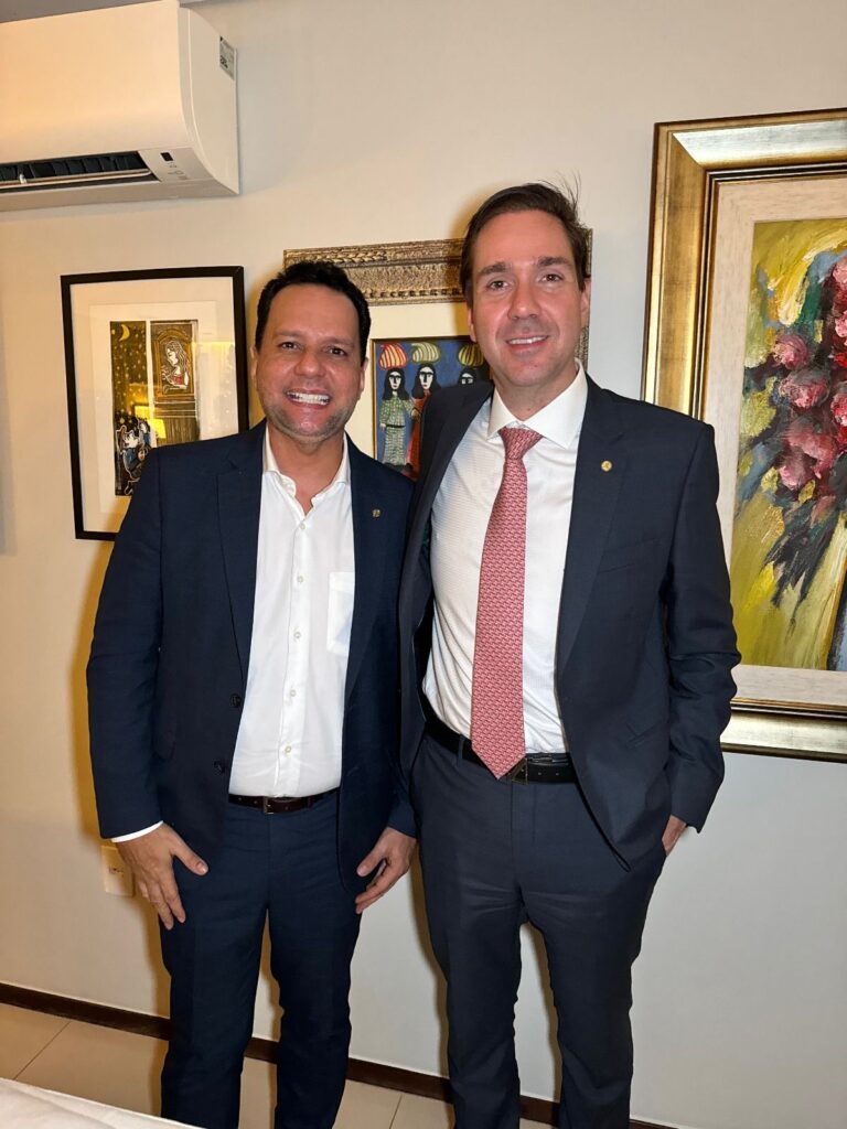 
				Dep. Josenildo E Dep. Eduardo Bismarck
				