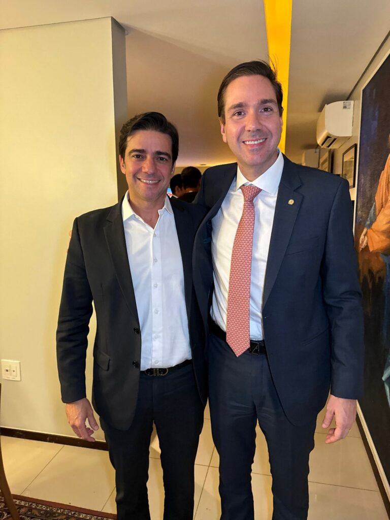 
				Henrique Bernardes E Eduardo Bismarck
				