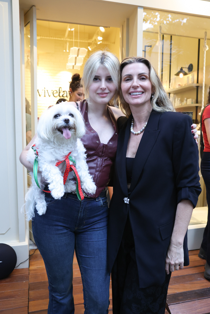 Maria Antônia Sehbe E Carolina Sehbe