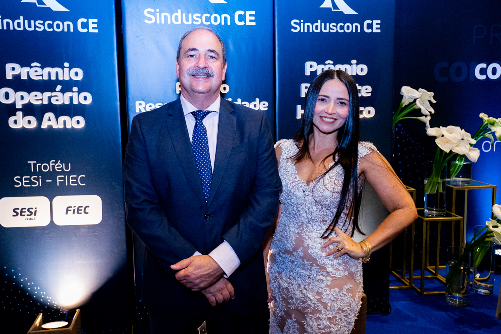 Paulo André Holanda E Dana Nunes