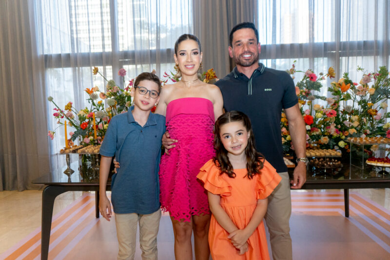 Nova idade - Liana Sá celebra 40 anos com festa em sua residência no Meireles