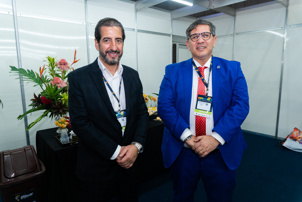 Valmor Fernandes E César Vareda