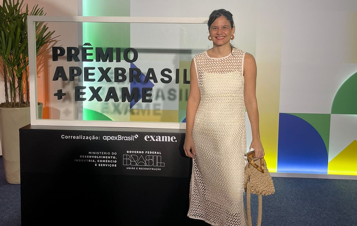 Catarina Mina vence Prêmio ApexBrasil+Exame na categoria Empresa Exportadora do Ano Catarina Mina vence Prêmio ApexBrasil+Exame na categoria Empresa Exportadora do Ano