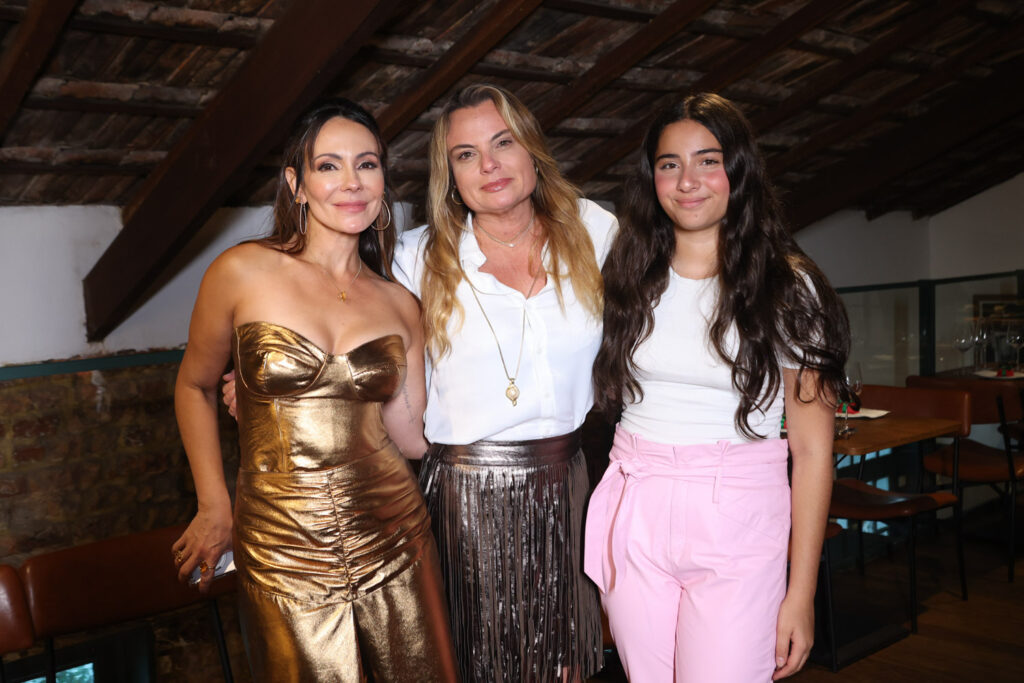 Claudia Celes, Cristiane E Daniela Fernandes
