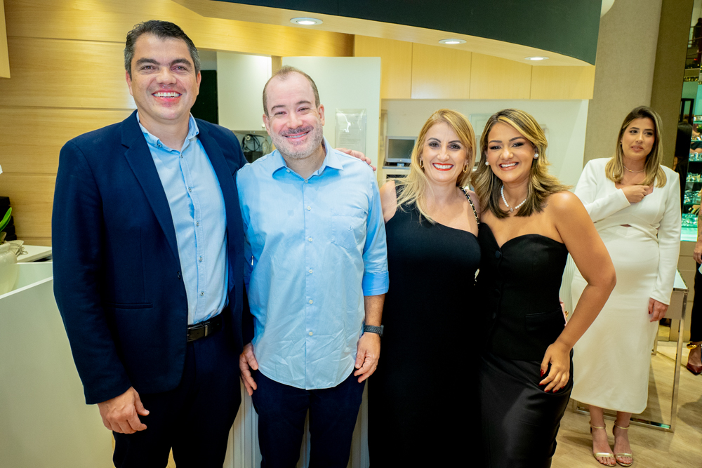 Davi Holanda, Filipe Teixeira, Michele Fuzari E Aretha Gomes