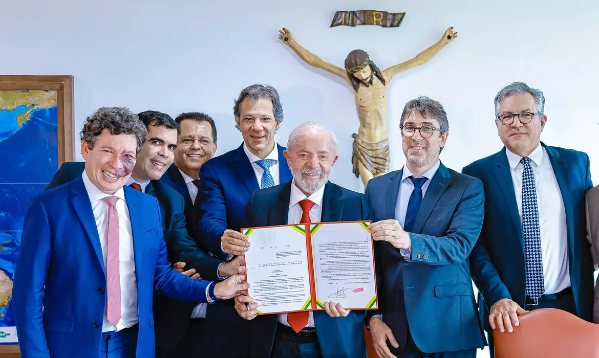 Empresas com contratos públicos precisarão de plano de integridade