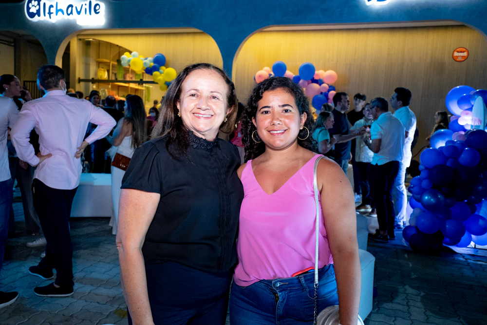 Helda Queiroz E Daiane Queiroz