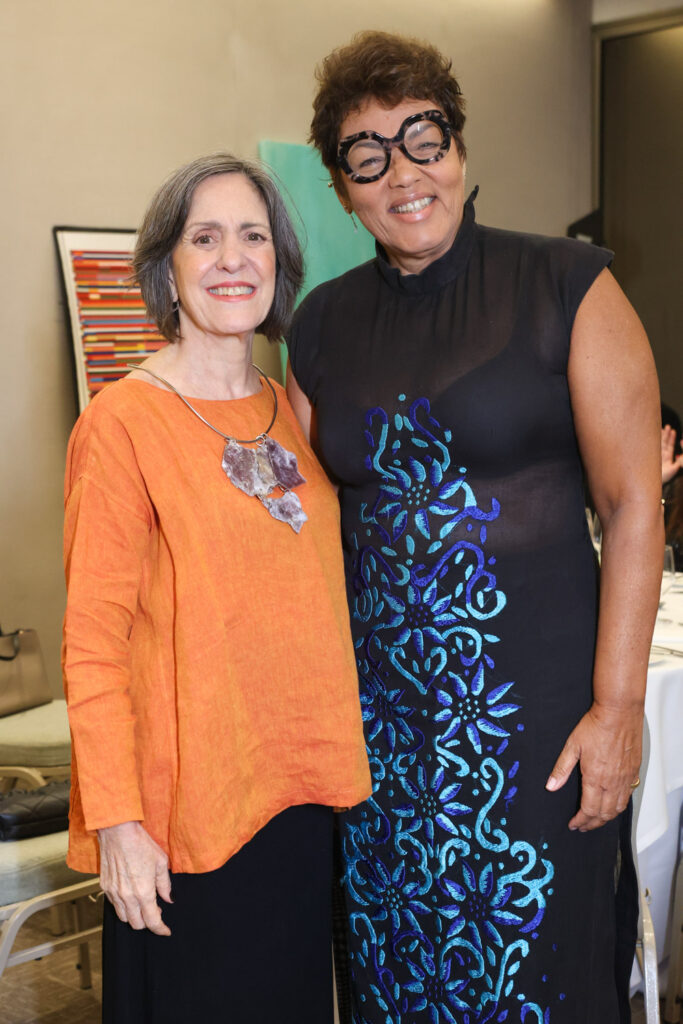 Helena Rocha E Lourdes Luz