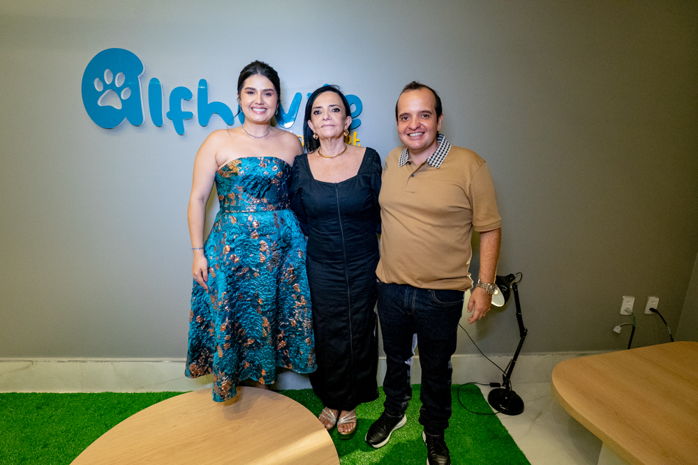 Iasmyn Mendonça, Isa Cavalcante E Silvio Sobreira