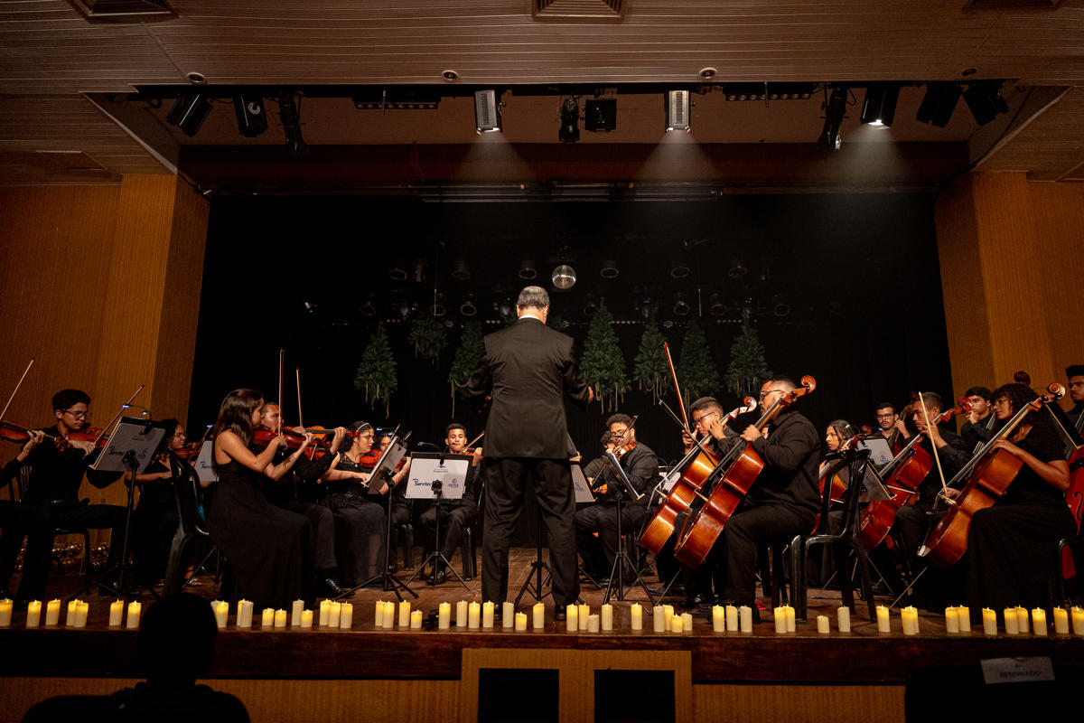 Instituto de Música Jacques Klein promove concerto gratuito de Natal com orquestra e coral Instituto de Música Jacques Klein promove concerto gratuito de Natal com orquestra e coral