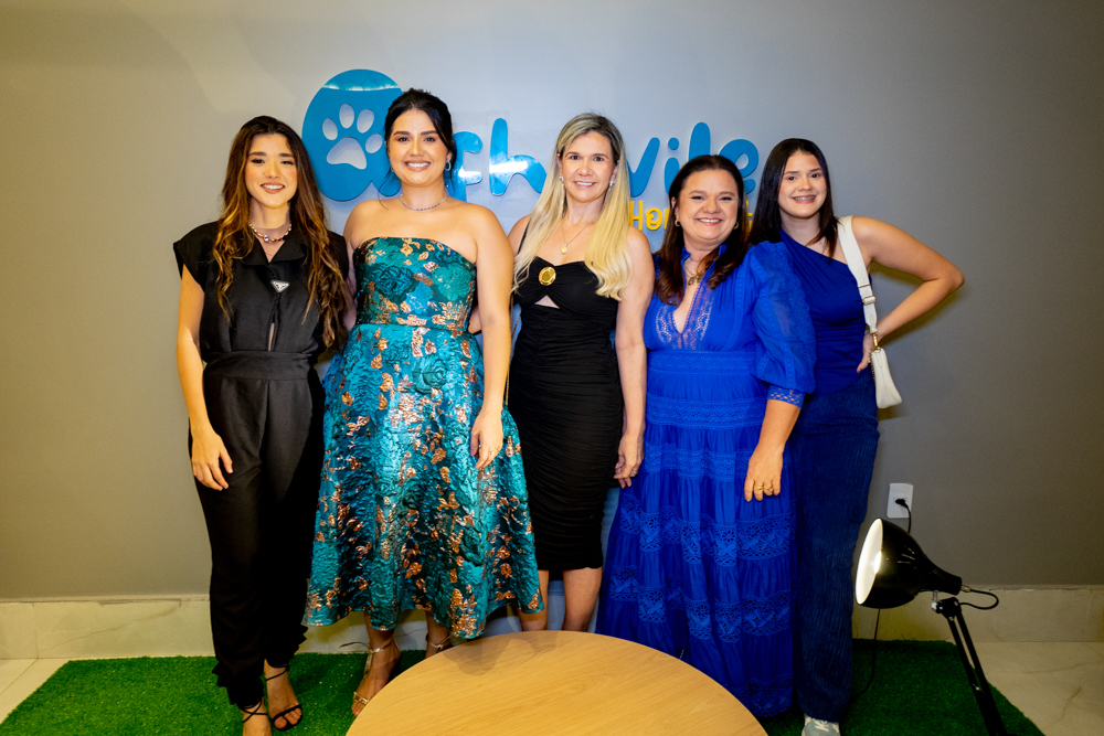 Karina Morais, Iasmyn Mendonça, Gustavo Augusto, Maiane Sousa, Diana Mendonça E Larissa Souza (2)