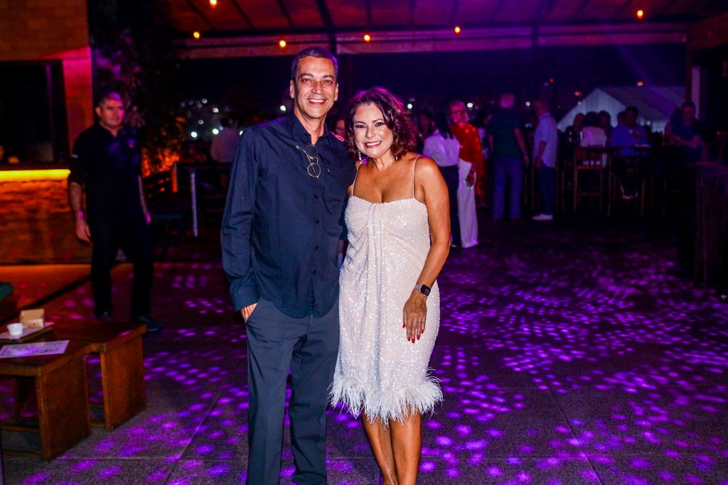 Luiz Lenna Barreto E Renata Araújo