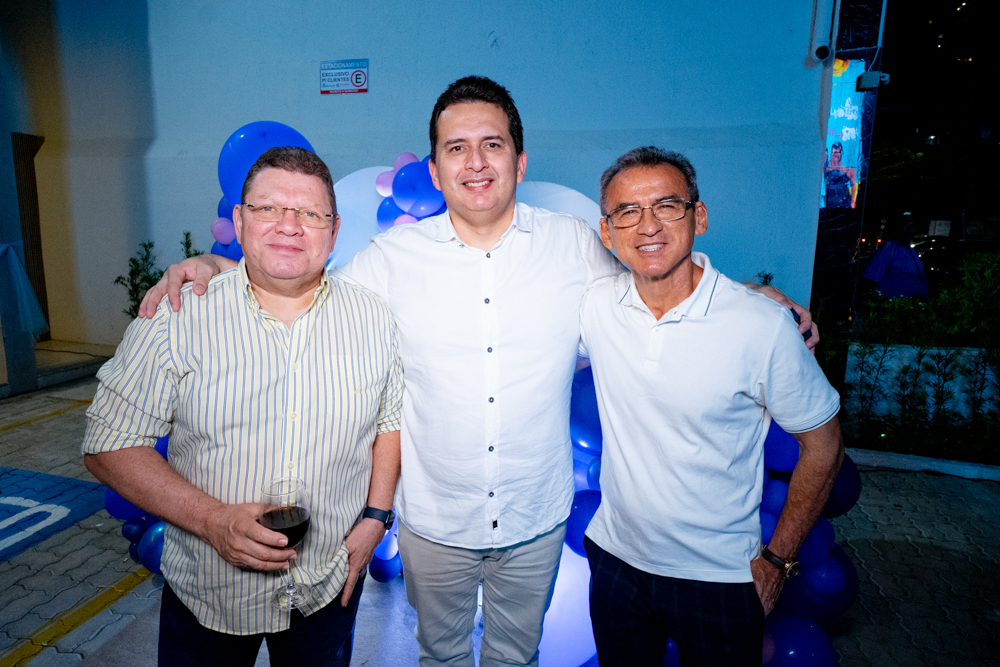 Ney Onofre, Leonardo Garcia E Irandes Bastos