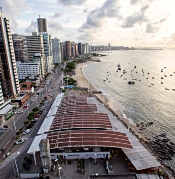 Nordeste domina buscas no feriado de Tiradentes e impulsiona alta no turismo doméstico