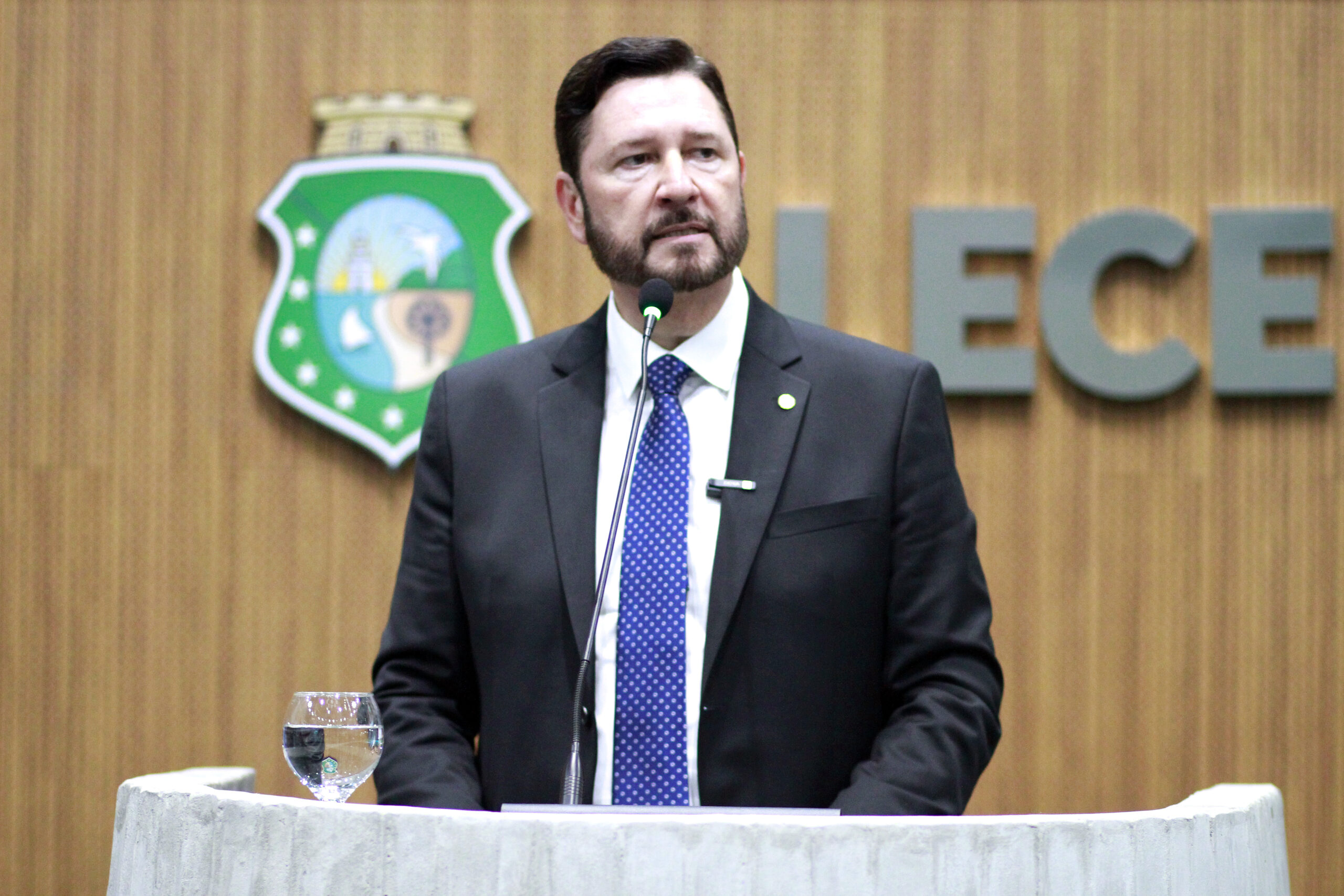 Assembleia aprova campanha permanente de combate à misoginia no Ceará