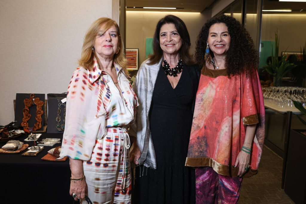 Sheila França, Vera Schettino