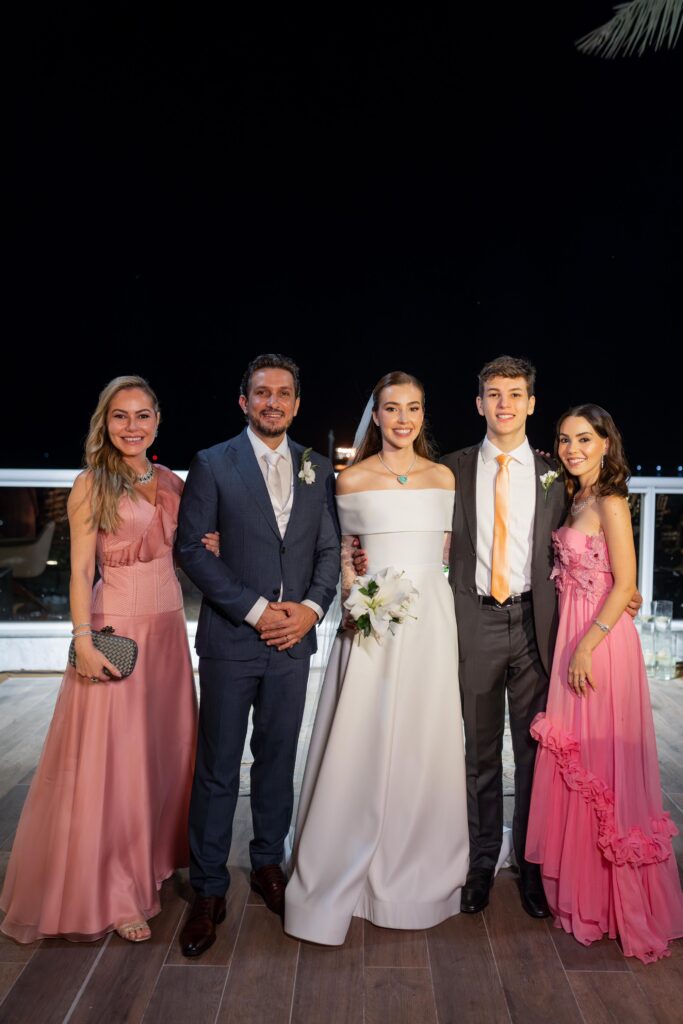 Talyzie Mihaliuc, Lindemberg Marques, Nycole Franco, Nicolas Franco E Natasha Dias Branco
