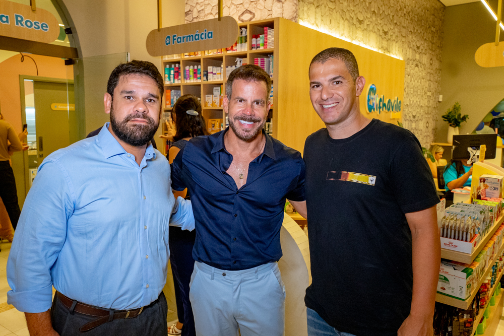 Victor Eloy, Luis André Borges E Fabrini Peixoto