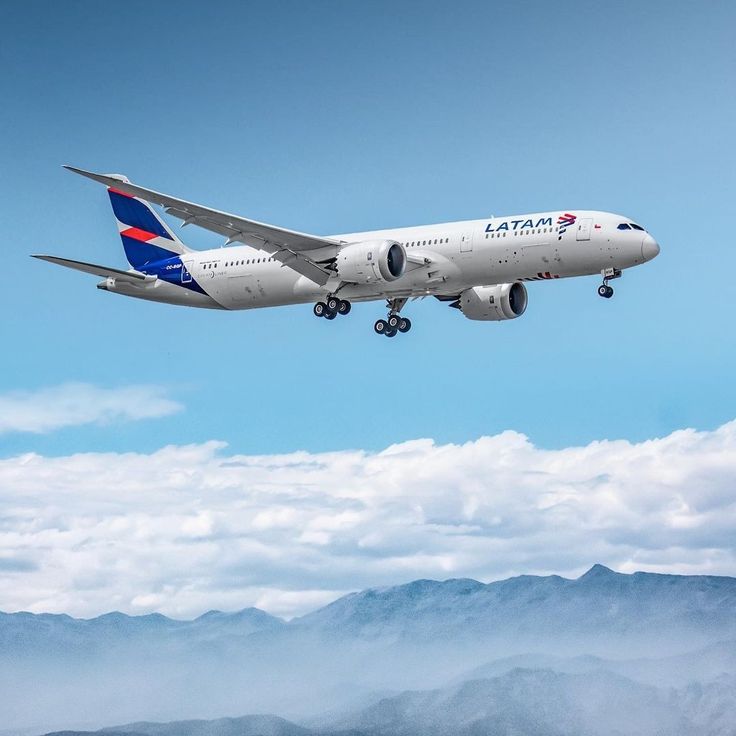 Latam planeja expansão de classe tarifária sem mala de mão para voos curtos na América do Sul Latam planeja expansão de classe tarifária sem mala de mão para voos curtos na América do Sul