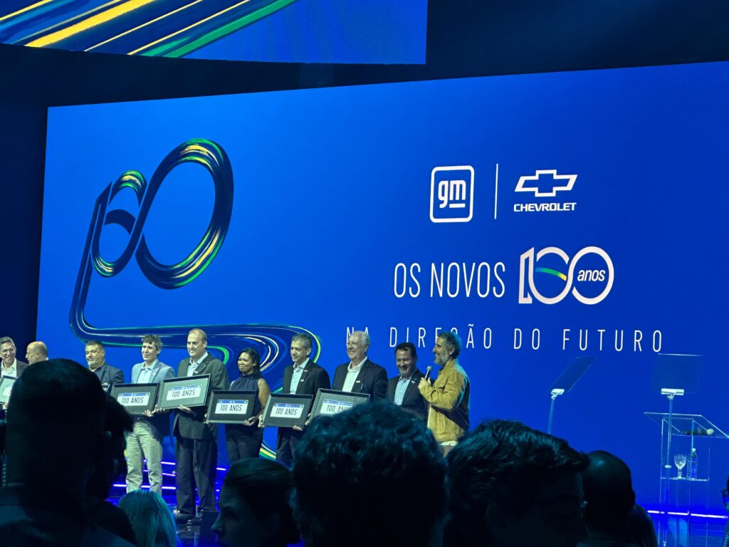 Aniversário 100 Anos Gm Chevrolet No Brasil (6)