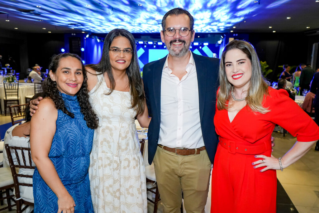 Carolina Silva, Daniele Campos, Marco Da Escossia E Juliana Brito (2)