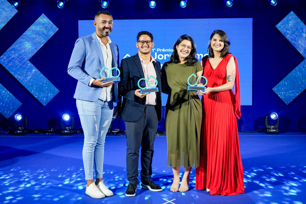 Categoria Texto (3 Eneide Guedes),(2 Lucas Falconery),(1 Ana Luiza Serrao) (2)