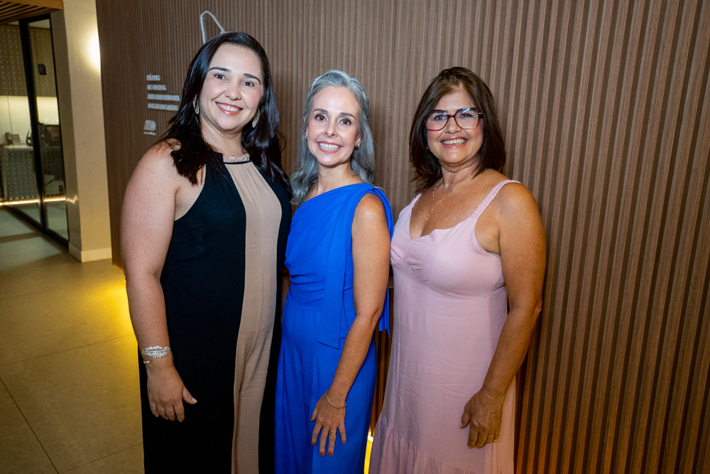 Daiana Araújo, Biia Sales E Silvia Curvina