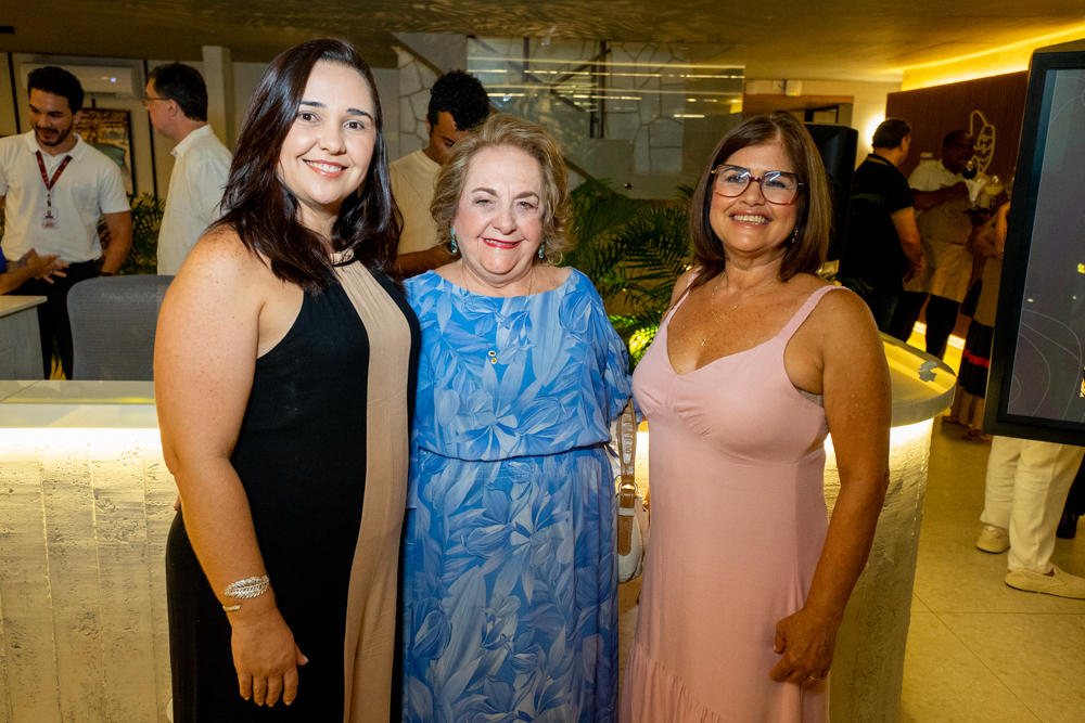 Daiana Araújo, Socorro Ximenes E Silvia Curvina