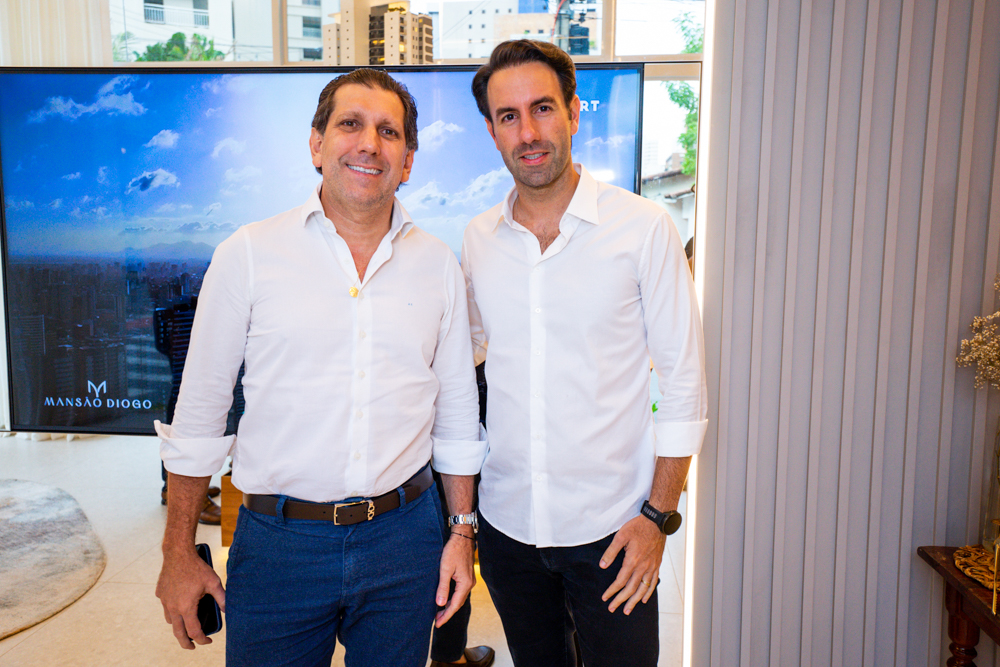 Jonathas Costa E Vitor Frota