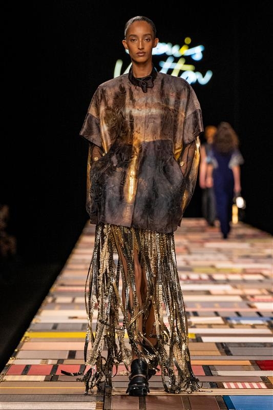 Louis Vuitton Women’s Spring Summer 2025 (8)