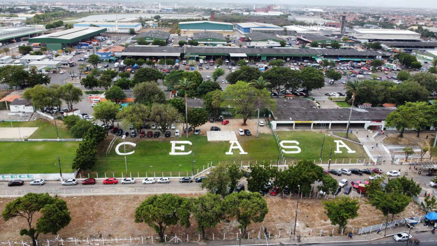 Seinfra autoriza construção de usina solar na Ceasa-CE para promover sustentabilidade Seinfra autoriza construção de usina solar na Ceasa-CE para promover sustentabilidade