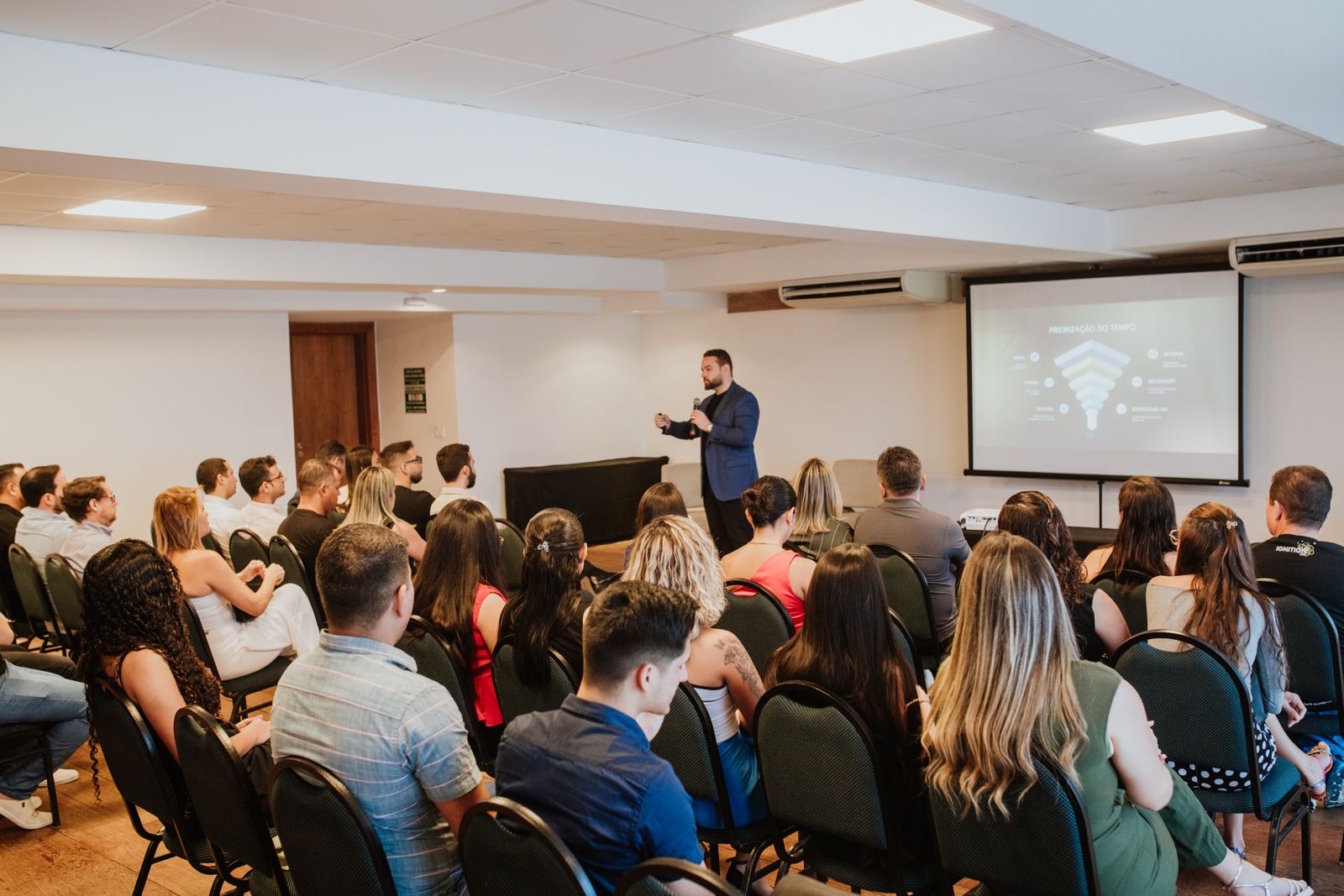 UP7 Gestão encerra 4º módulo da Academia de Líderes com networking estratégico e impacto no setor empresarial