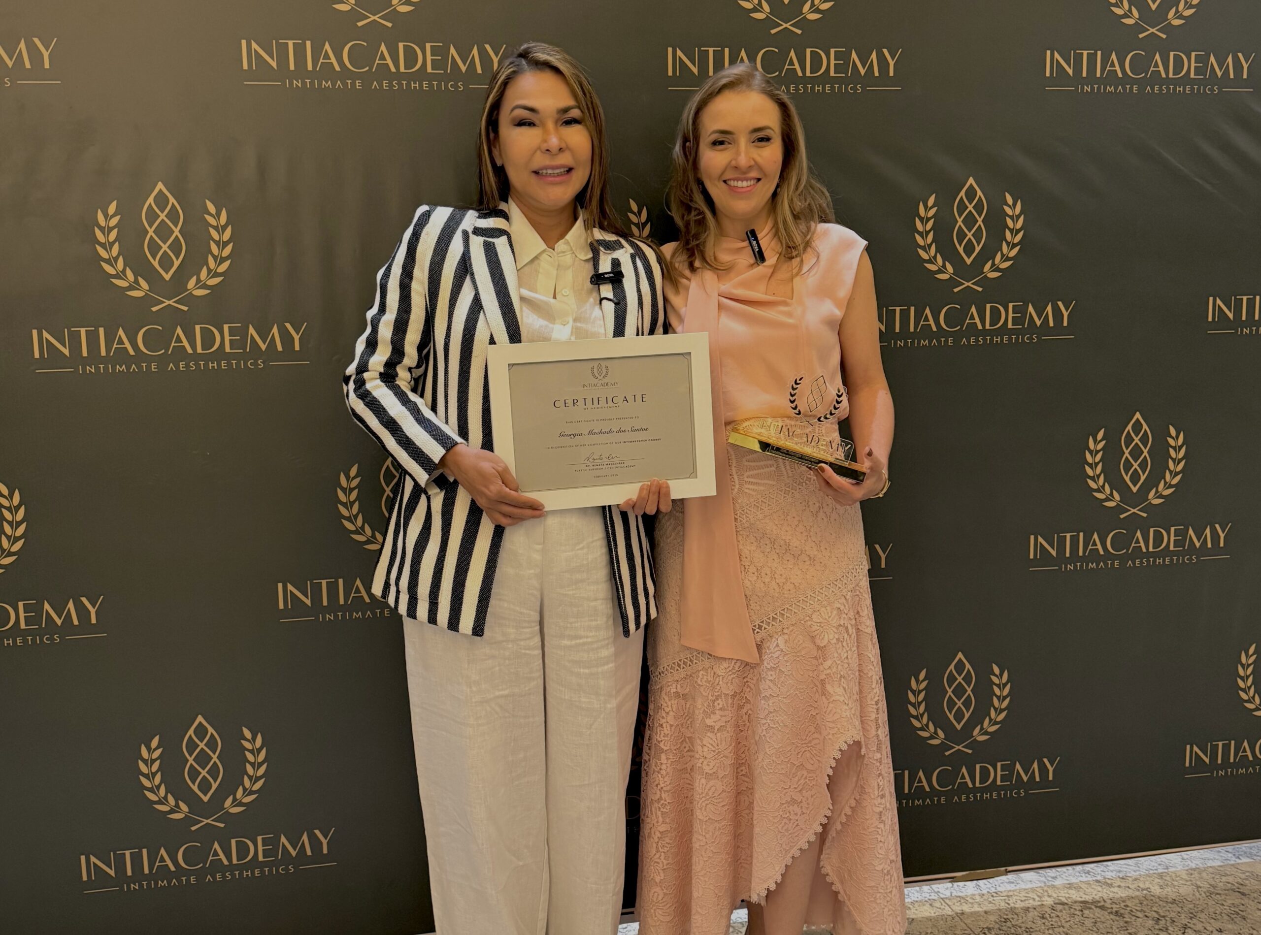 Dra. Georgia Machado participa de imersão em cirurgia íntima feminina em Goiânia