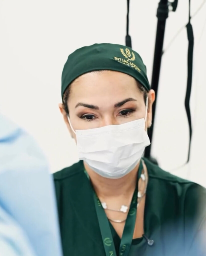 Dra. Georgia Machado