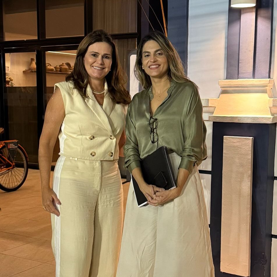 Ivana Bezerra E Denise Carrá