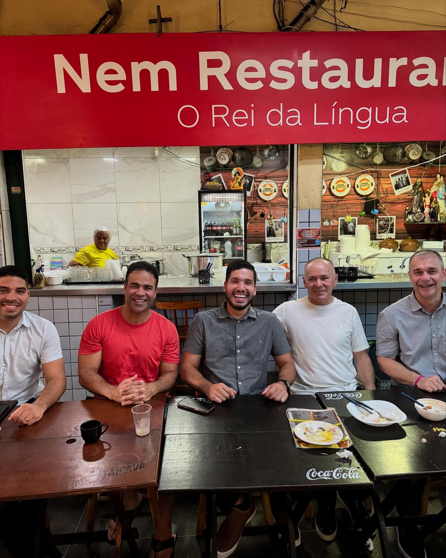André Fernandes e vereadores do PL visitam Mercado São Sebastião André Fernandes e vereadores do PL visitam Mercado São Sebastião